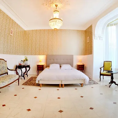 Logis & Restaurant Chateau De La Marjolaine Hotel Essomes-sur-Marne