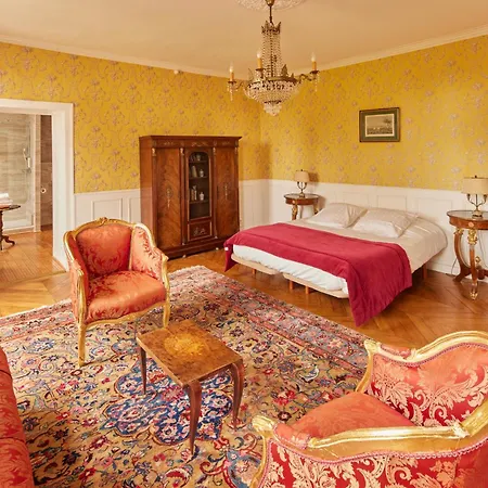 Logis & Restaurant Chateau De La Marjolaine