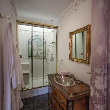 Logis & Restaurant Chateau De La Marjolaine Hotel