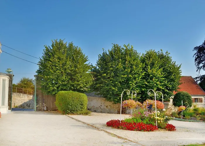 Logis & Restaurant Chateau De La Marjolaine Essômes-sur-Marne