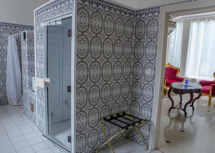 Logis & Restaurant Chateau De La Marjolaine Szálloda